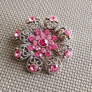 Brooche